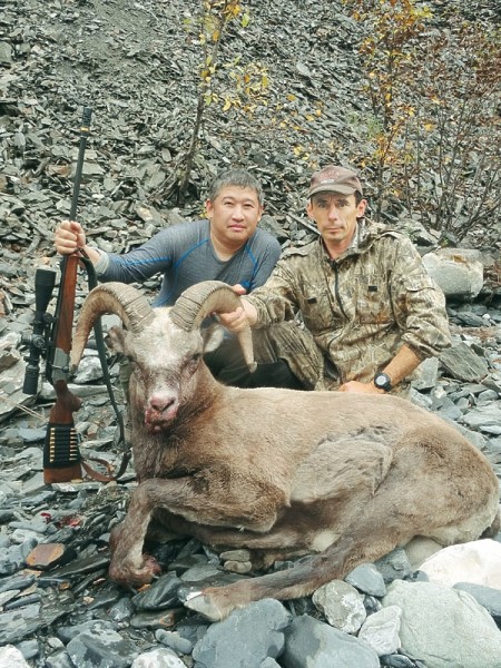 За бараном по рекам и камням